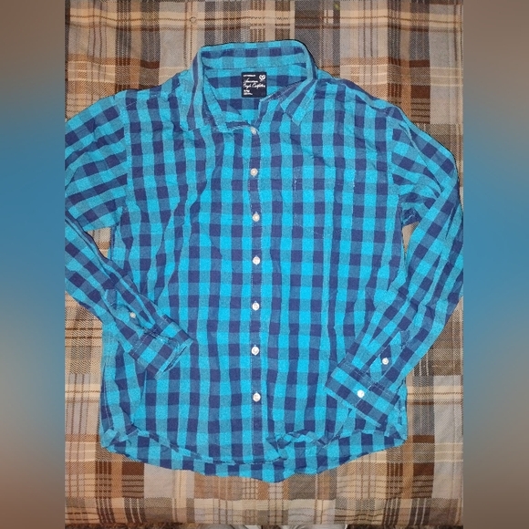 American Eagle Outfitters Other - American eagle Checkered Shirt
